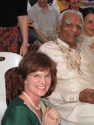 Laurie with Iyengar Laurie with Iyengar